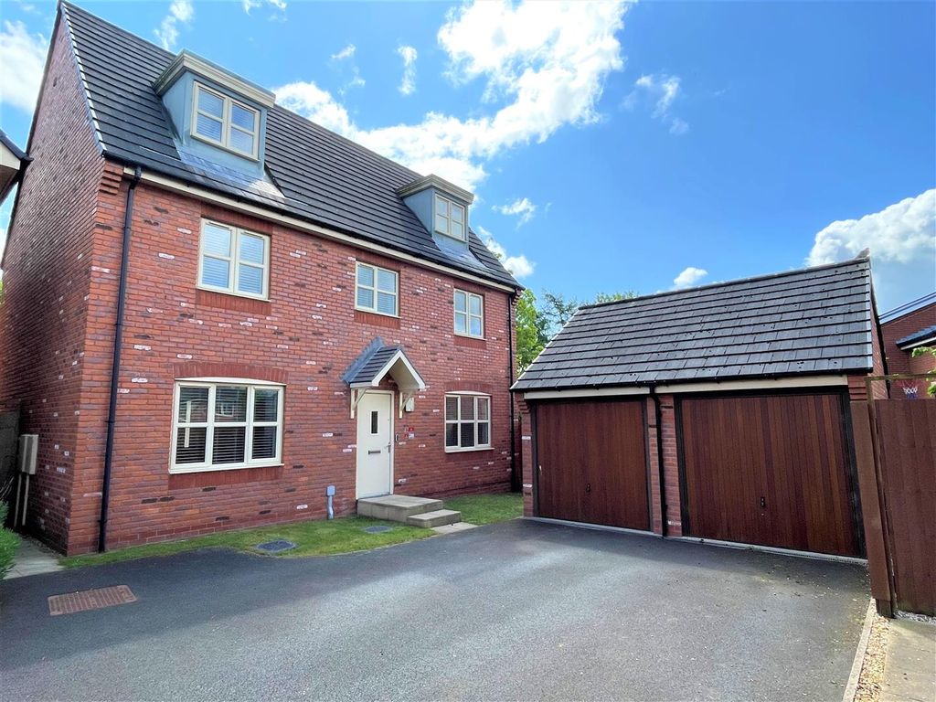 5 bed detached house for sale in Meadowfield Crescent, Astbury, Congleton CW12, £515,000