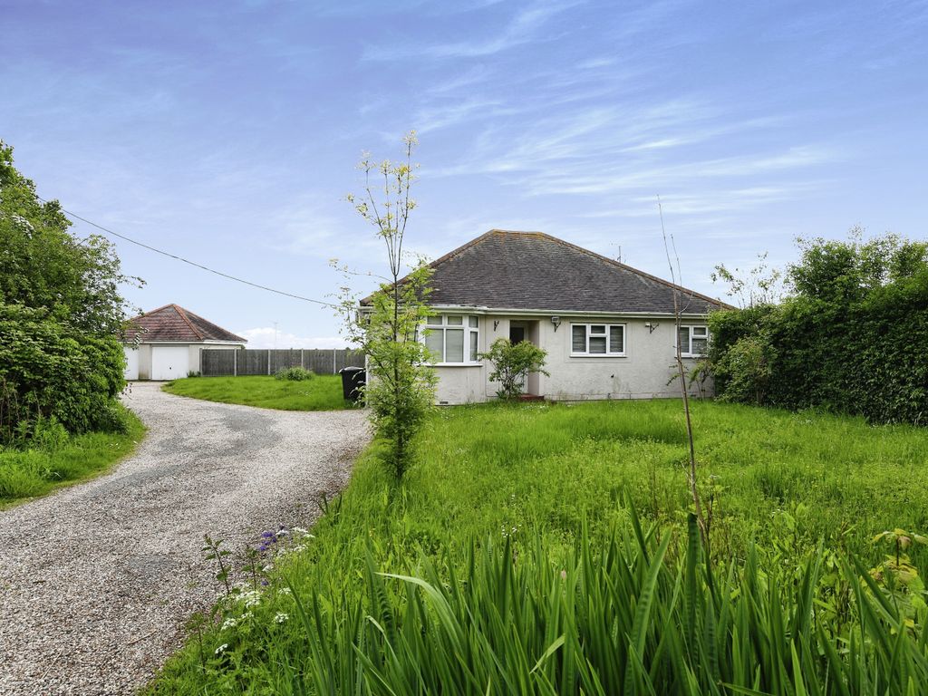 2 bed bungalow for sale in Bacons Chase, Bradwell-On-Sea, Southminster, Essex CM0, £630,000