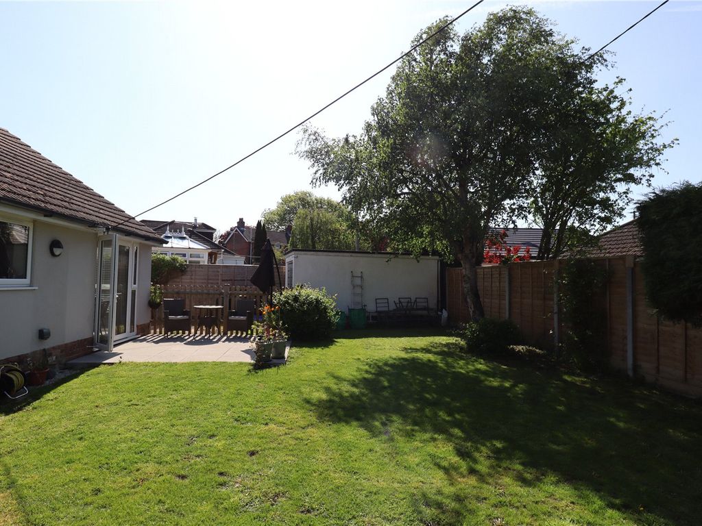 3 bed bungalow for sale in Yew Lane, Ashley, New Milton, Hampshire BH25, £389,950