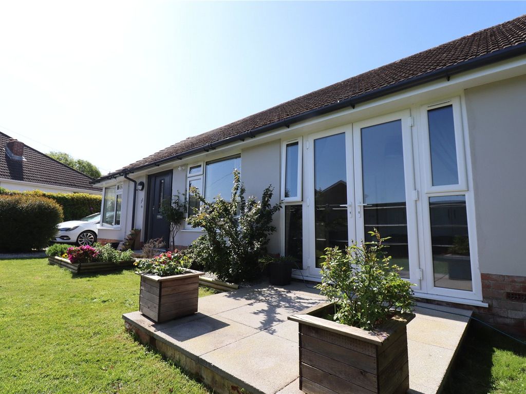 3 bed bungalow for sale in Yew Lane, Ashley, New Milton, Hampshire BH25, £389,950