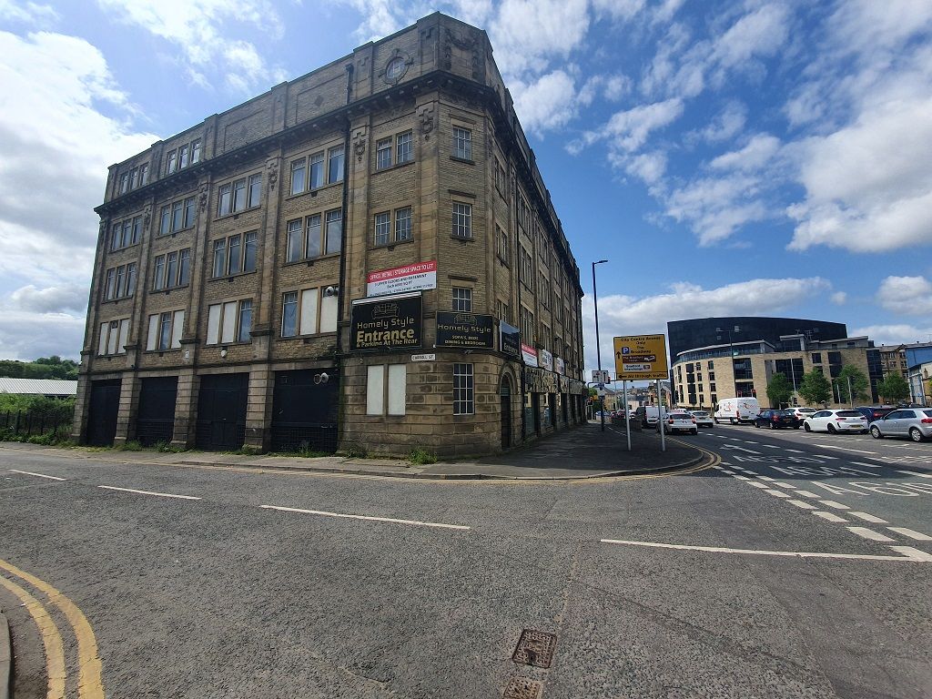 Industrial to let in Leeds Road, Bradford BD3, £12,000 pa