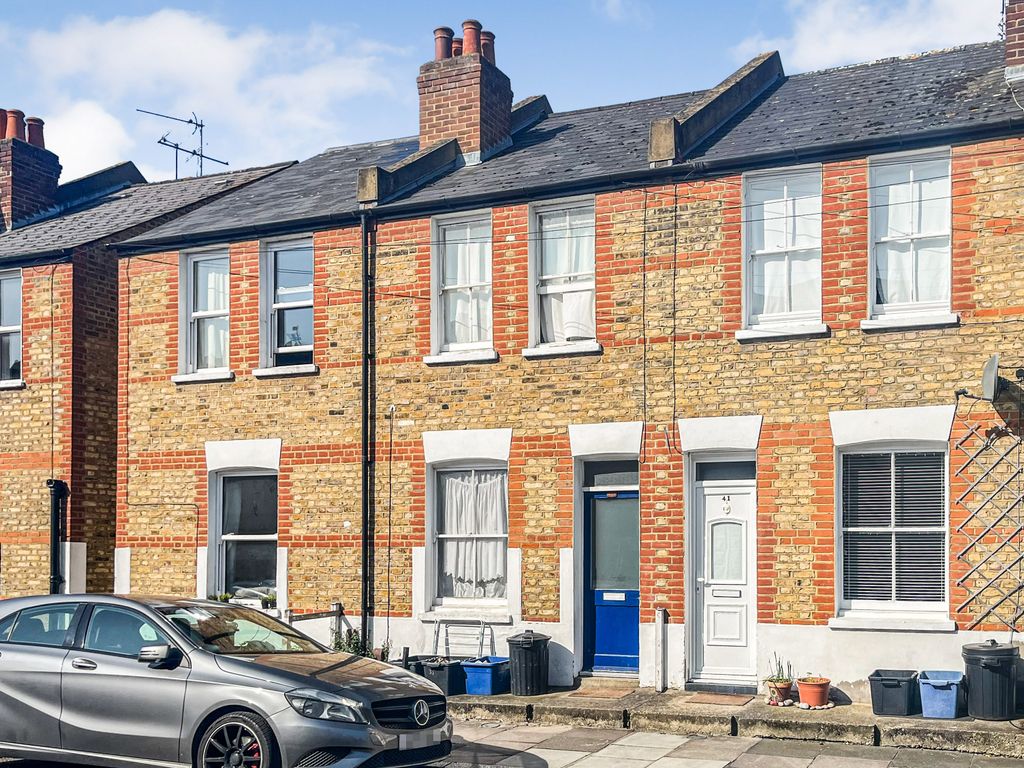 2 bed terraced house for sale in Norcutt Road, Twickenham TW2, £400,000