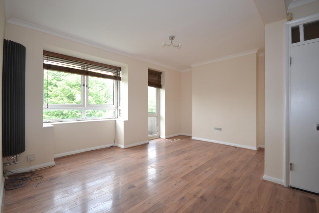 2 bed flat for sale in Cooper House Knights Hill, London SE27, £220,000