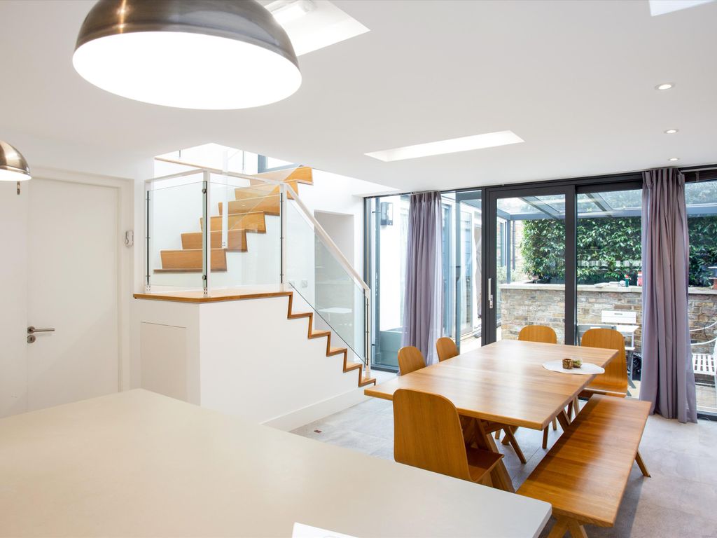 3 bed detached house for sale in British Grove, London W4, £1,400,000
