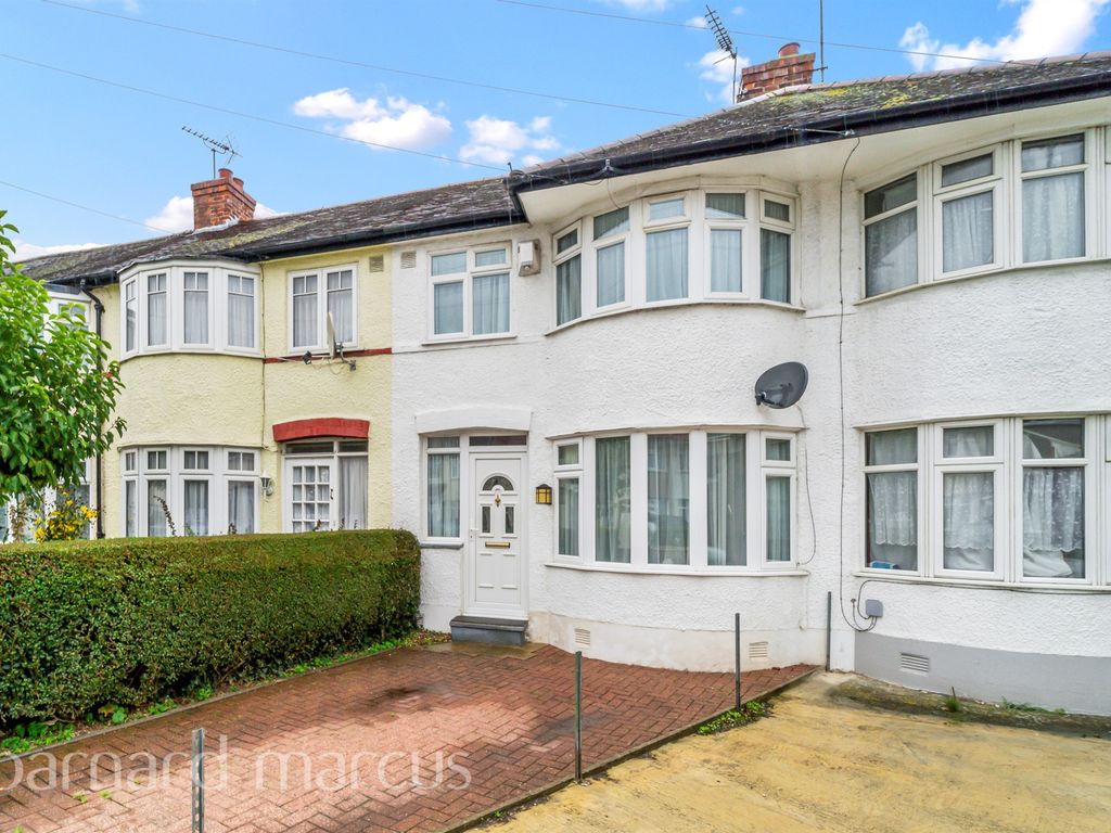 2 bed terraced house for sale in Clevedon Gardens, Hayes UB3, £425,000