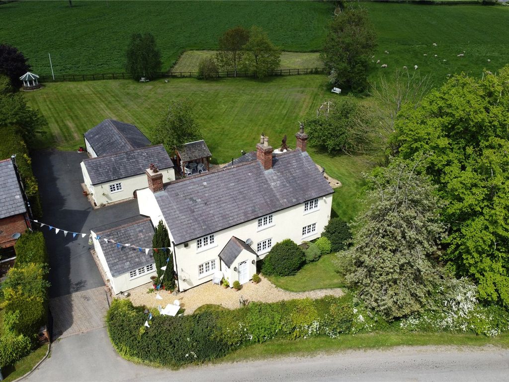 4 bed cottage for sale in Walnut Tree Lane, Bradwall, Sandbach, Cheshire CW11, £1,050,000