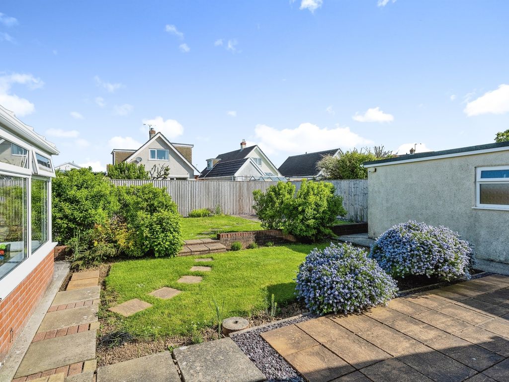 3 bed detached bungalow for sale in Fulmar Road, Porthcawl CF36, £365,000