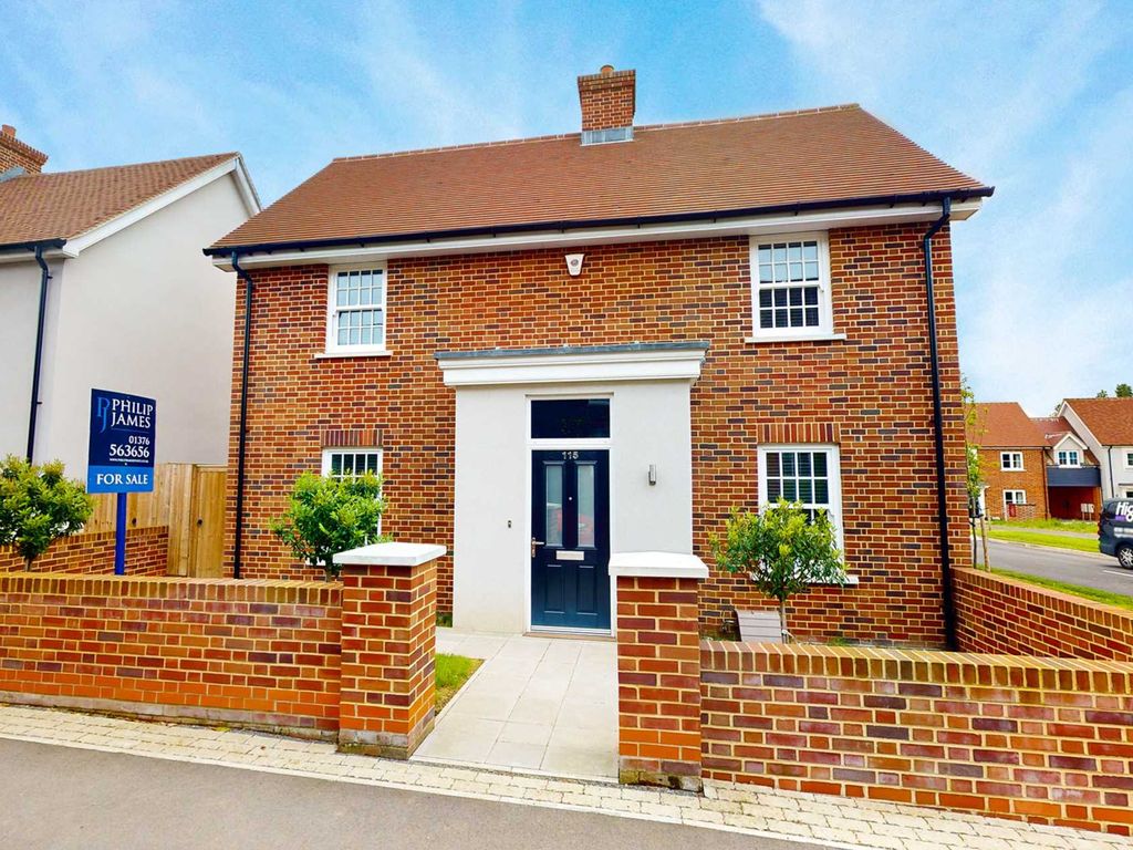 4 bed detached house for sale in West Street, Coggeshall CO6, £585,000