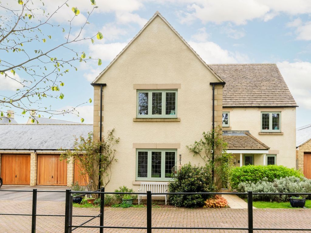 5 bed detached house for sale in Squirrel Close, Upper Rissington GL54, £750,000