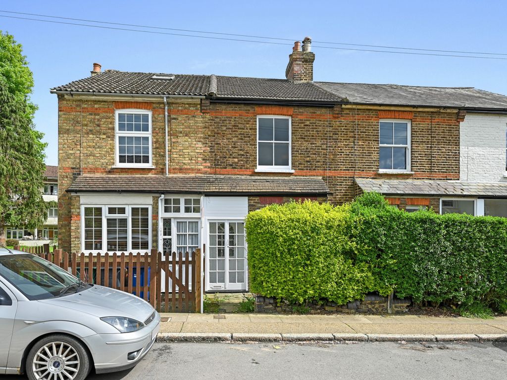 2 bed terraced house for sale in Bells Hill, Barnet EN5, £495,000