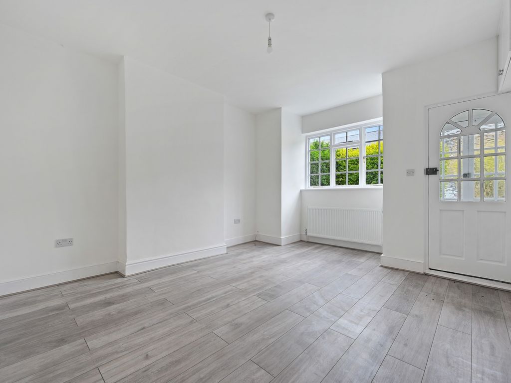 2 bed terraced house for sale in Bells Hill, Barnet EN5, £495,000