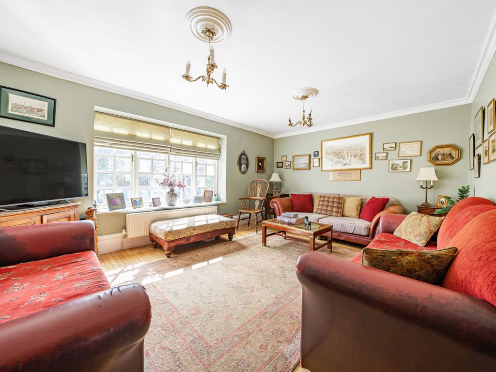 5 bed end terrace house for sale in Aldenham Road, Bushey WD23, £1,150,000