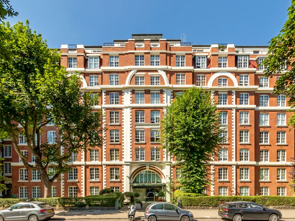 2 bed flat for sale in Grove End House, Grove End Road, St John's Wood, London NW8, £625,000