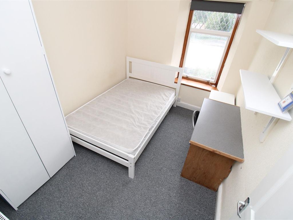 Room to rent in Belle Vue Terrace, Treforest, Pontypridd CF37, £450 pcm