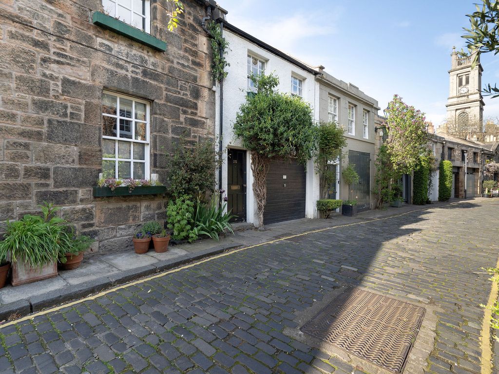 2 bed mews house for sale in 25 Circus Lane, Stockbridge, Edinburgh EH3, £600,000