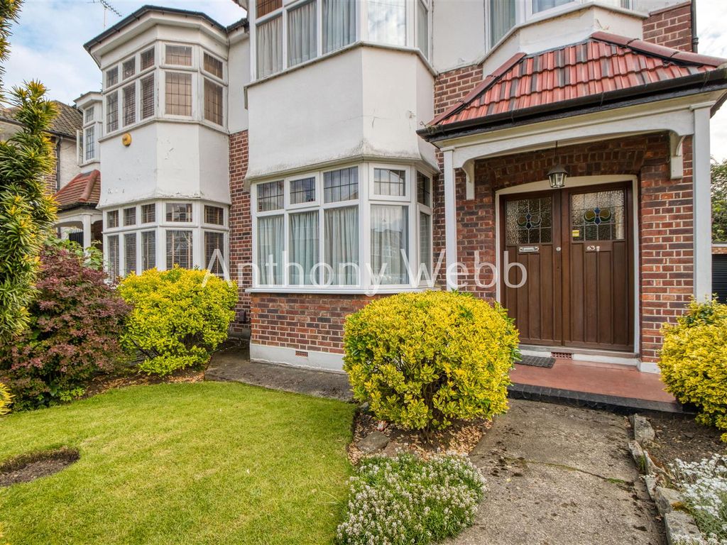 3 bed semi-detached house for sale in Cranford Avenue, Palmers Green N13, £685,000