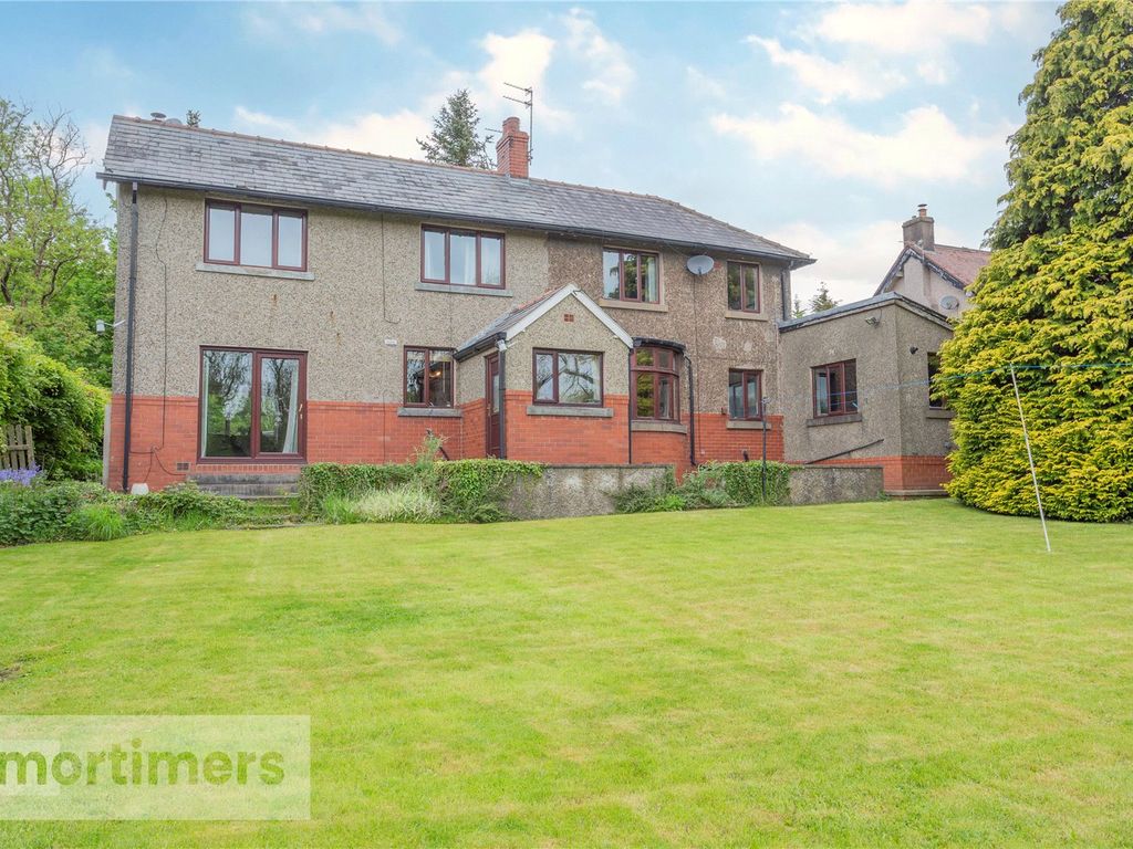 5 bed detached house for sale in Crowtrees Brow, Chatburn, Clitheroe, Lancashire BB7, £600,000