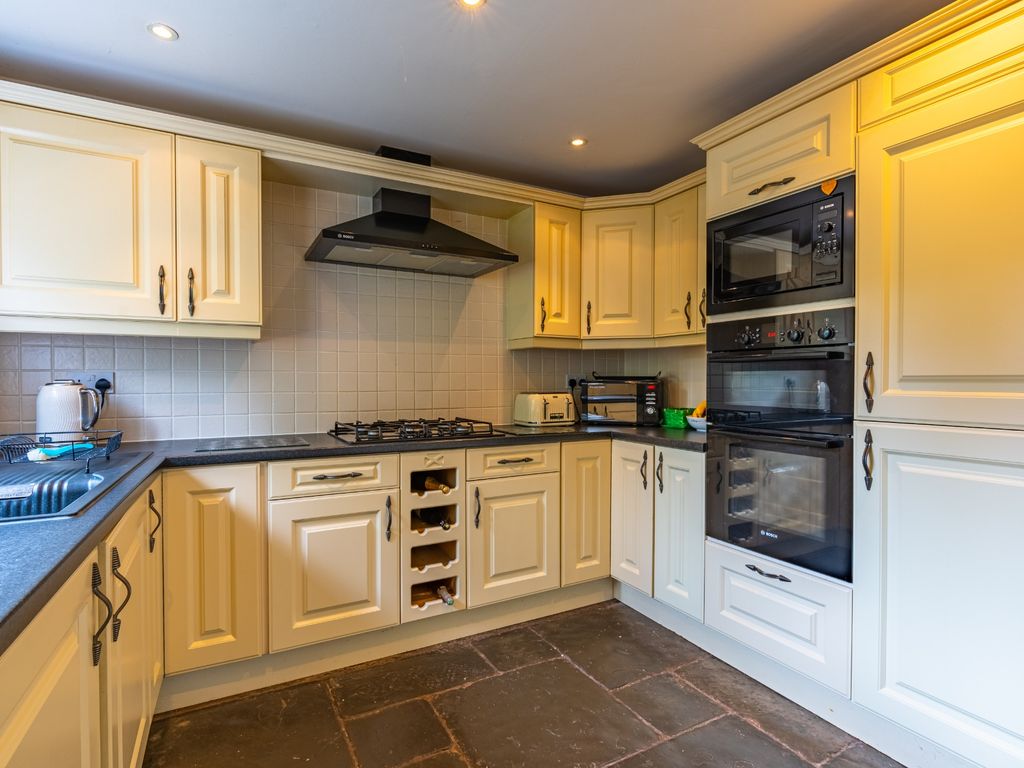 3 bed detached house for sale in Church Hill, Kinver, Stourbridge DY7, £475,000