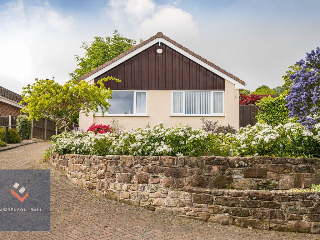 3 bed detached bungalow for sale in Overton Drive, Frodsham WA6, £465,000