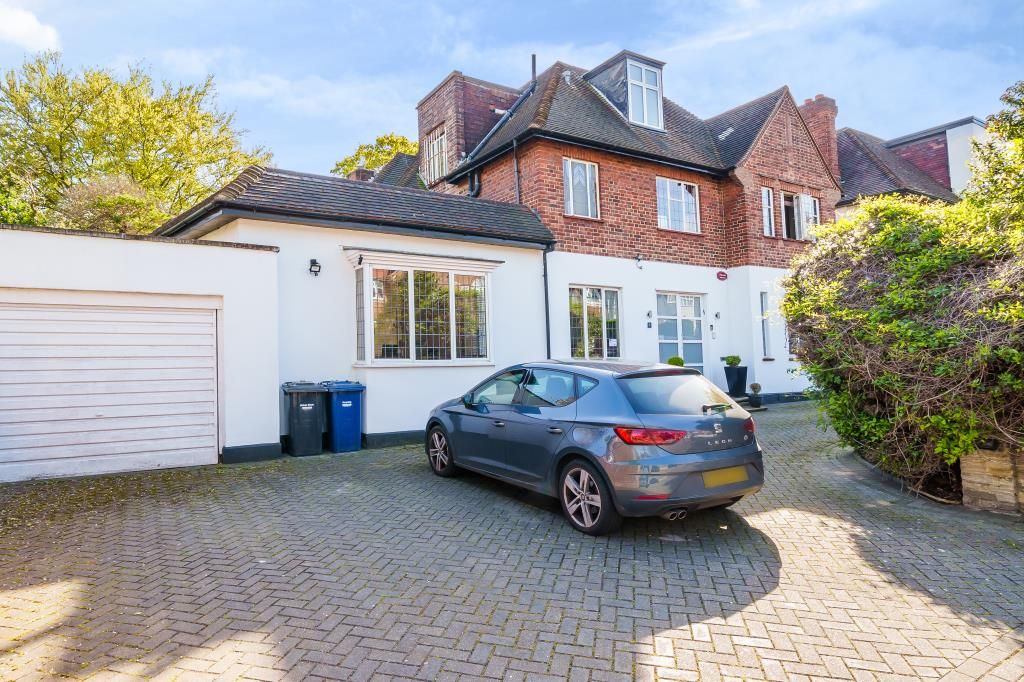 6 bed detached house for sale in Arden Road, Finchley N3, £2,600,000