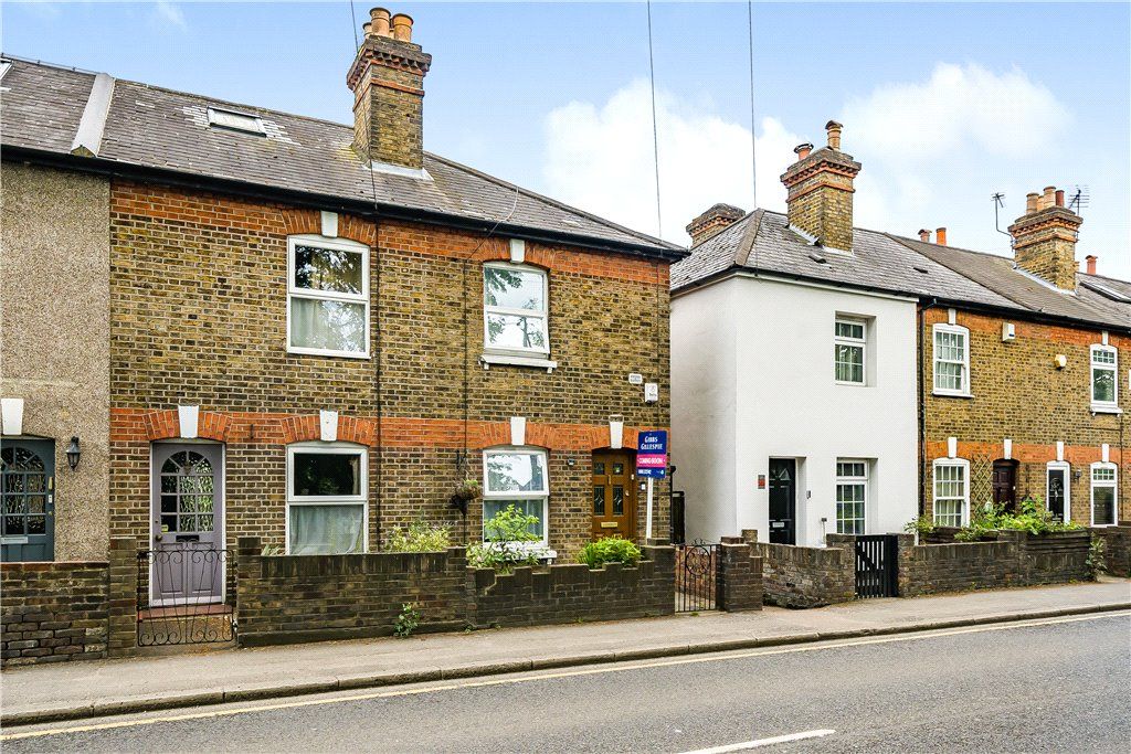 2 bed end terrace house for sale in Harlington Road, Uxbridge UB8, £365,000
