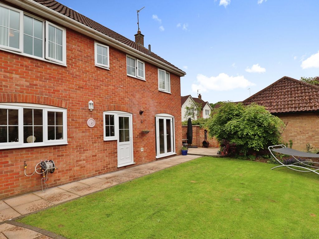 4 bed detached house for sale in Borthwick Park, Orton Wistow PE2, £415,000