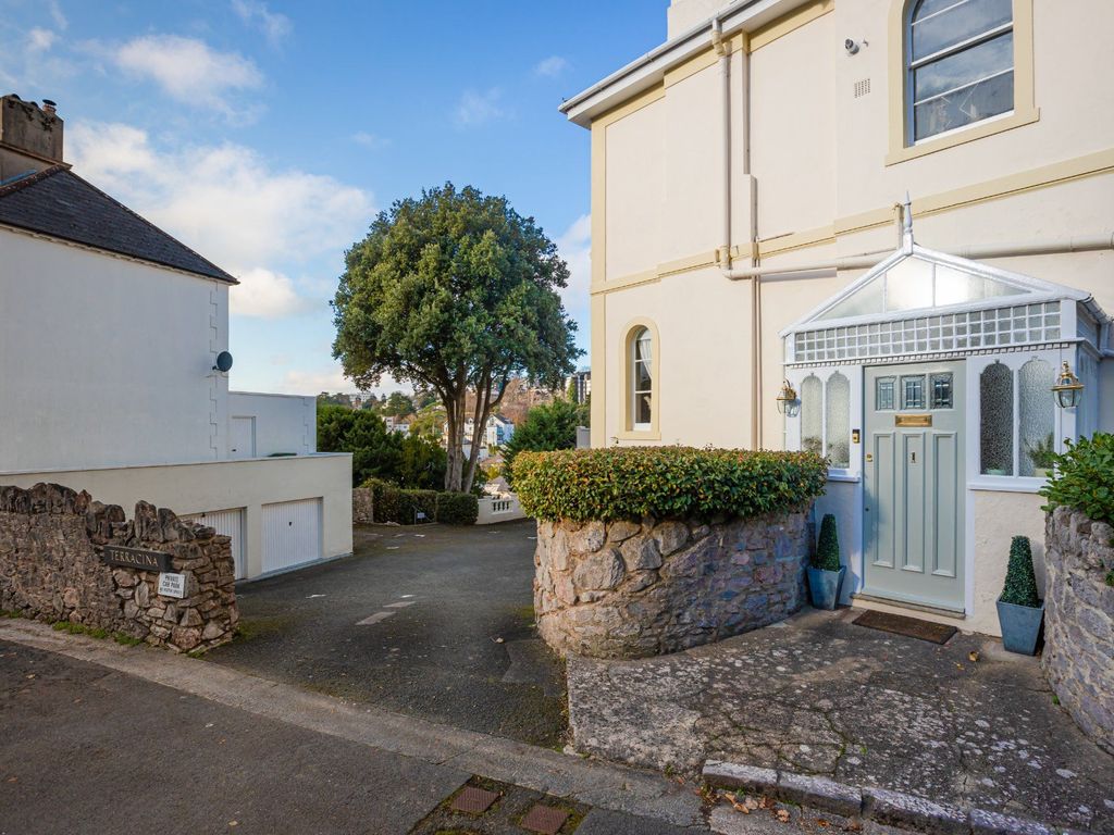 2 bed flat for sale in Lower Erith Road, Torquay TQ1, £389,950