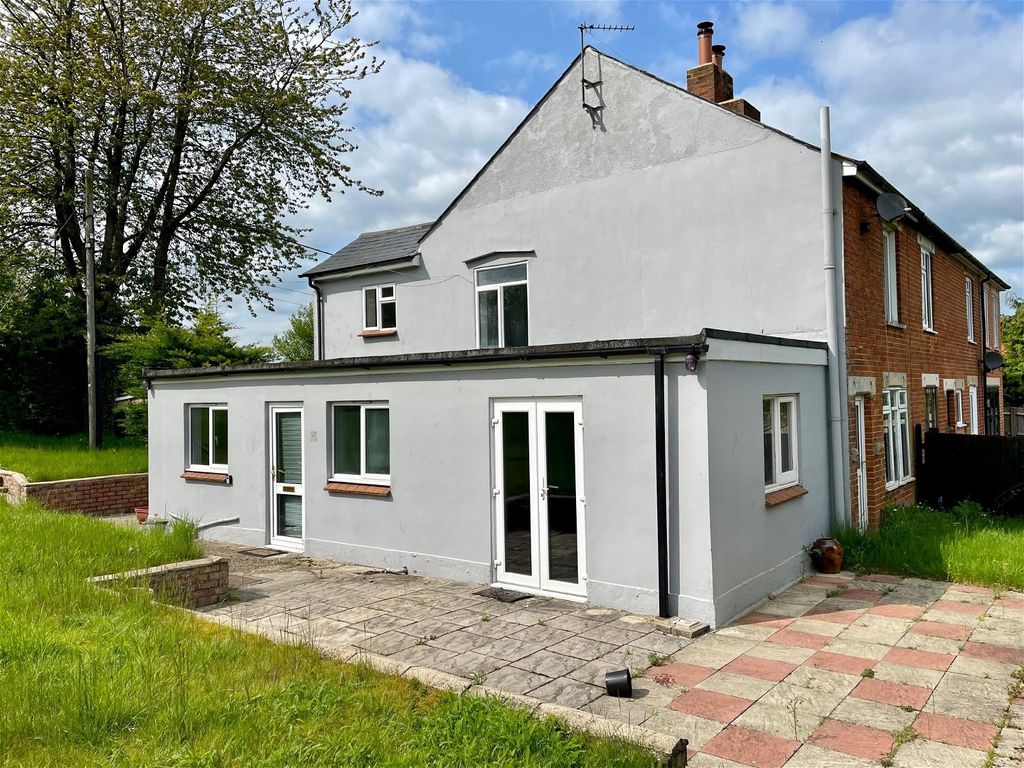 2 bed terraced house for sale in Lime Kiln Cottages, Old Burghclere, Newbury RG20, £399,950