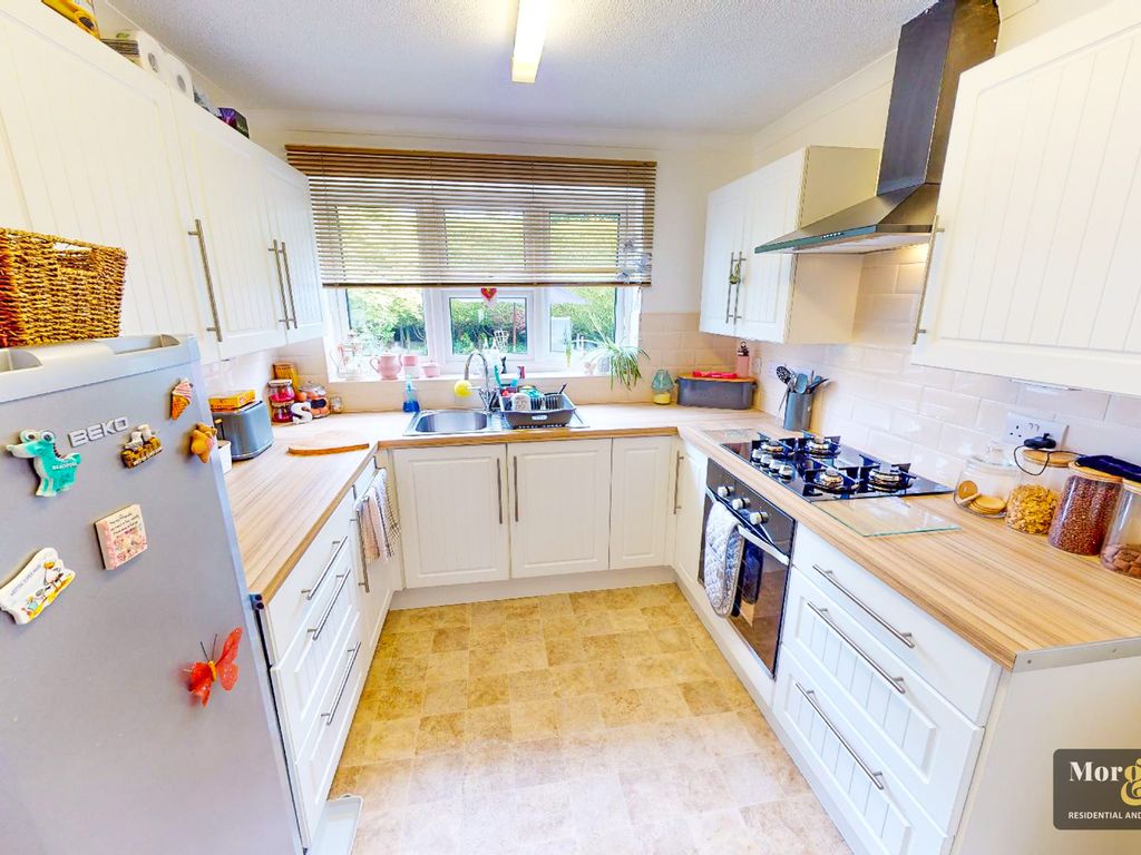 4 bed detached house for sale in Sheraton Grange, Stourbridge DY8, £465,000