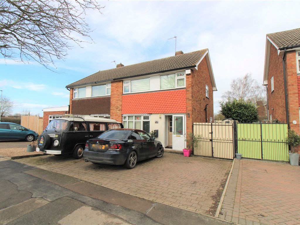 3 bed semi-detached house for sale in Linford Close, Wigston, Leicestershire LE18, £210,000