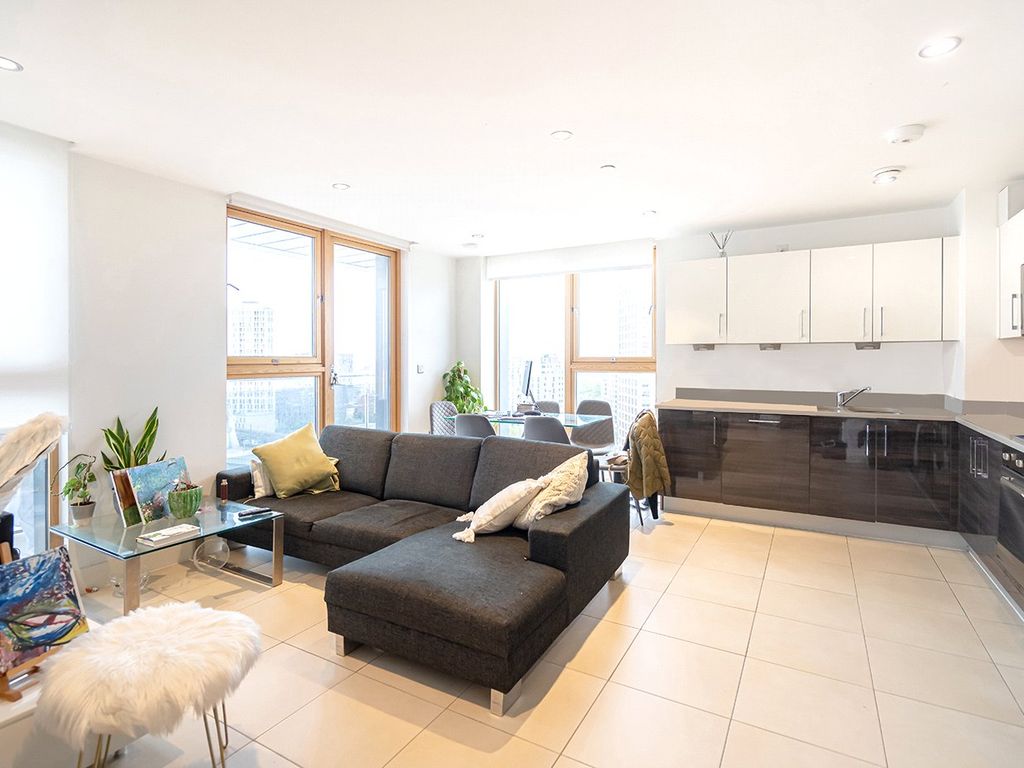 2 bed flat for sale in Province Square, Blackwall E14, £540,000