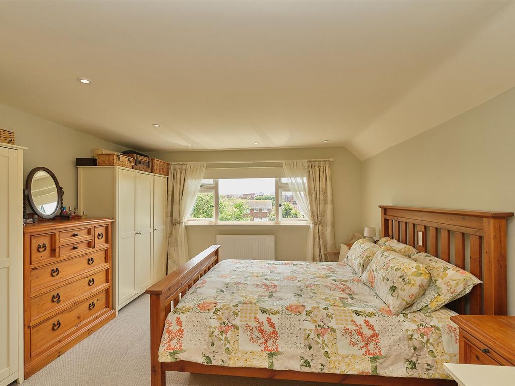 3 bed detached house for sale in Salisbury Road, Seaford BN25, £599,950