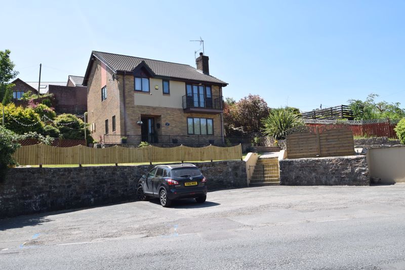 4 bed detached house for sale in Pentwyn Road, Pentwyn, Abersychan, Pontypool NP4, £365,000