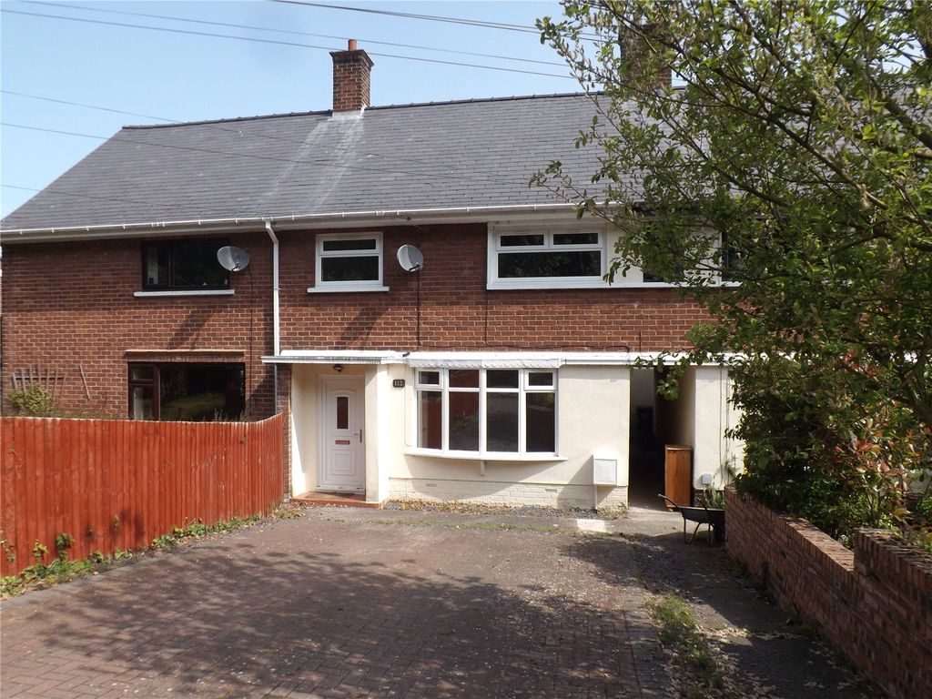 3 bed terraced house for sale in Ffordd Pennant, Mostyn, Holywell CH8, £140,000