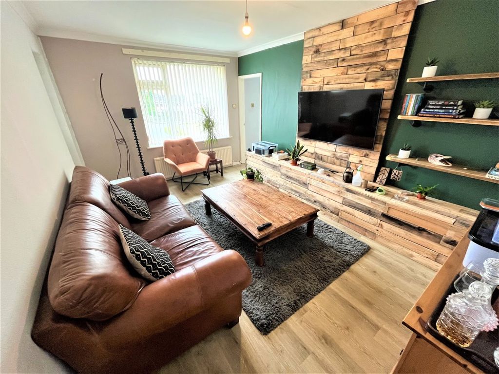 1 bed flat for sale in Cherry Tree Walk, East Ardsley, Wakefield WF3, £80,000