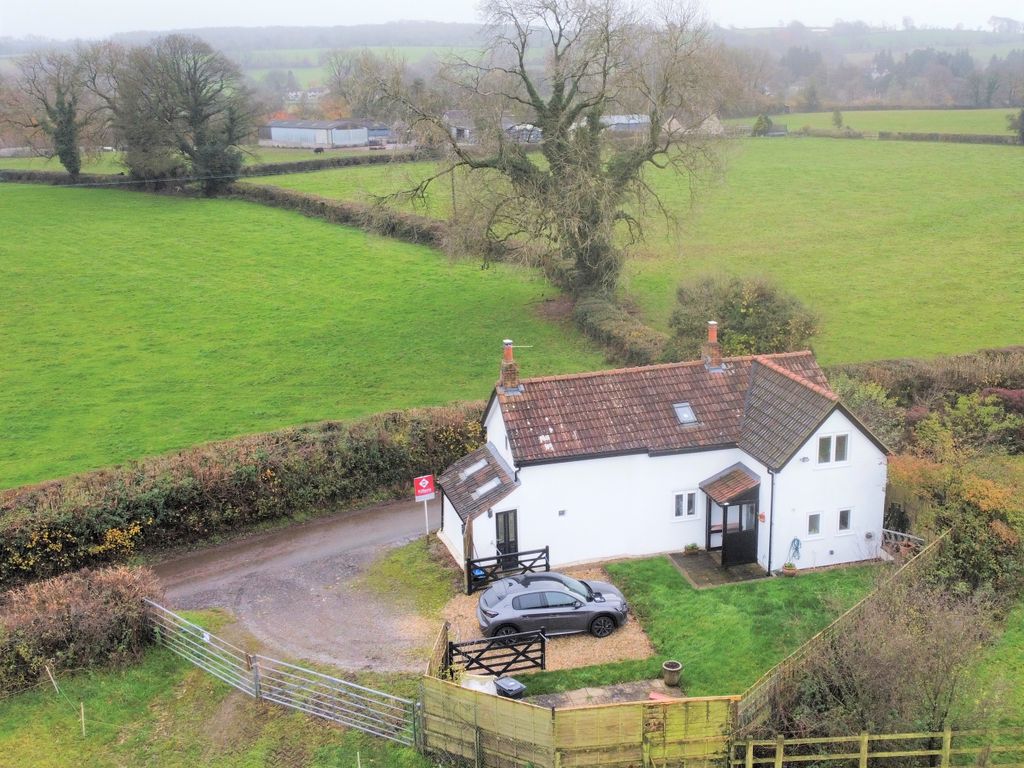 3 bed detached house for sale in Pound Lane, Oakhill, Radstock BA3, £399,950