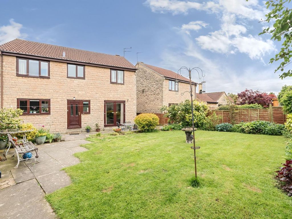 4 bed detached house for sale in Hudson Close, Tadcaster LS24, £425,000