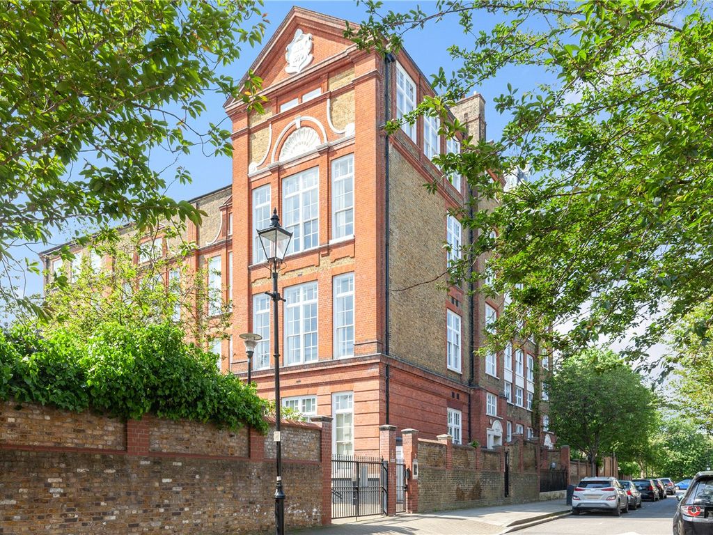 1 bed flat for sale in Batchelor Street, London N1, £425,000