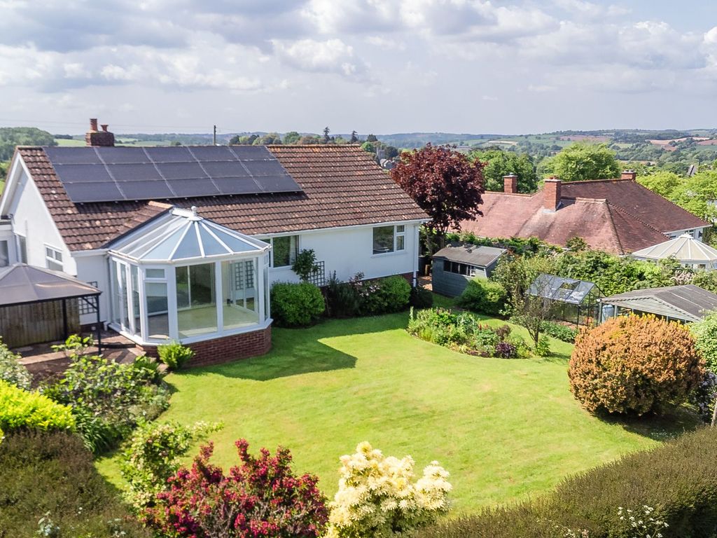 4 bed detached bungalow for sale in Newton St. Cyres, Exeter EX5, £575,000