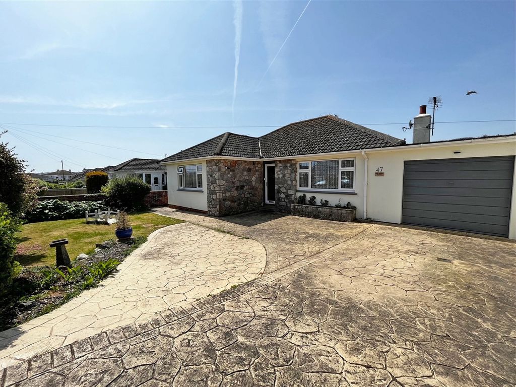 2 bed bungalow for sale in Blue Waters Drive, Paignton TQ4, £525,000