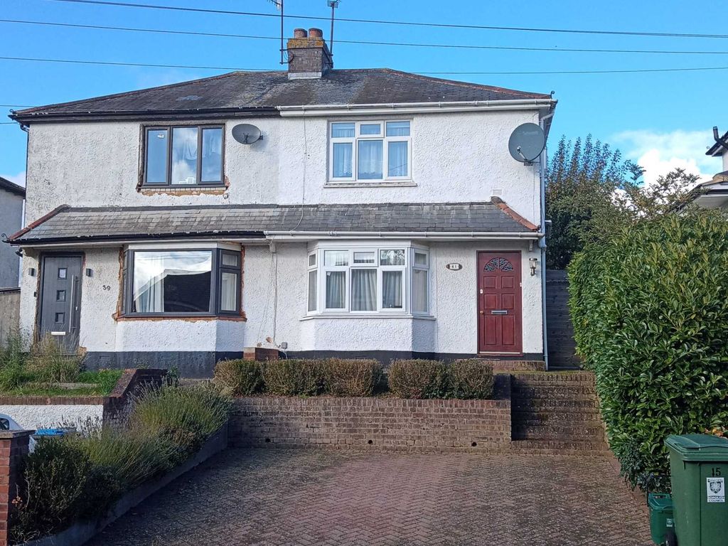 3 bed semi-detached house for sale in Chapel Street, Old Town HP2, £450,000