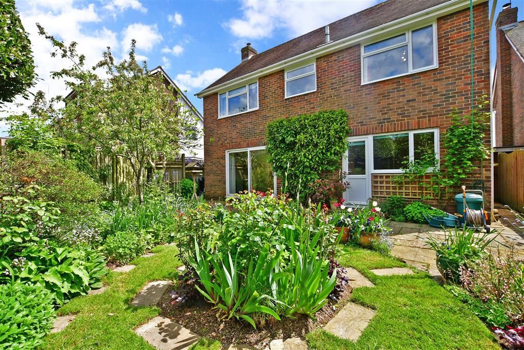 4 bed detached house for sale in Rectory Close, East Hoathly, Lewes, East Sussex BN8, £450,000
