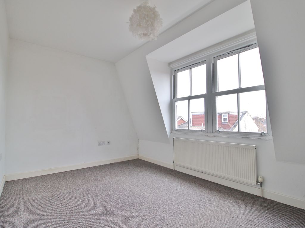 2 bed flat for sale in Dunbar Road, Southsea PO4, £180,000
