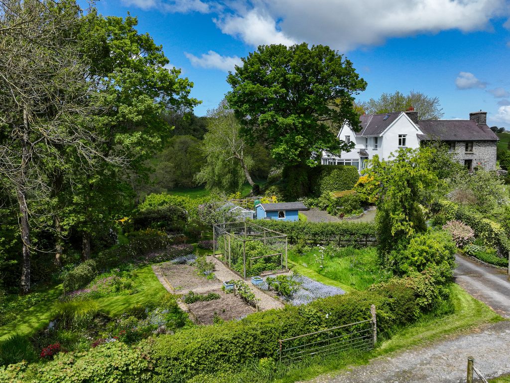3 bed cottage for sale in Llangwyryfon, Aberystwyth SY23, £375,000