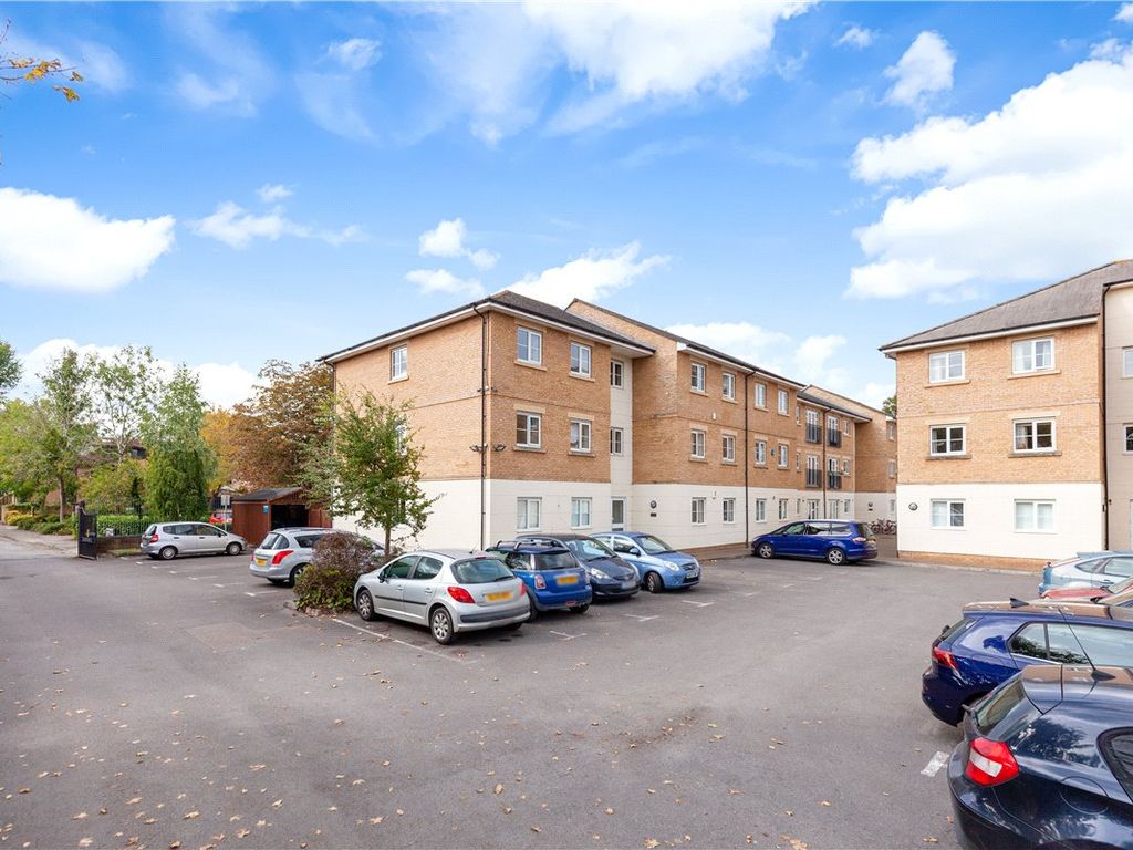 2 bed flat for sale in Long Ford Close, Oxford, Oxfordshire OX1, £365,000