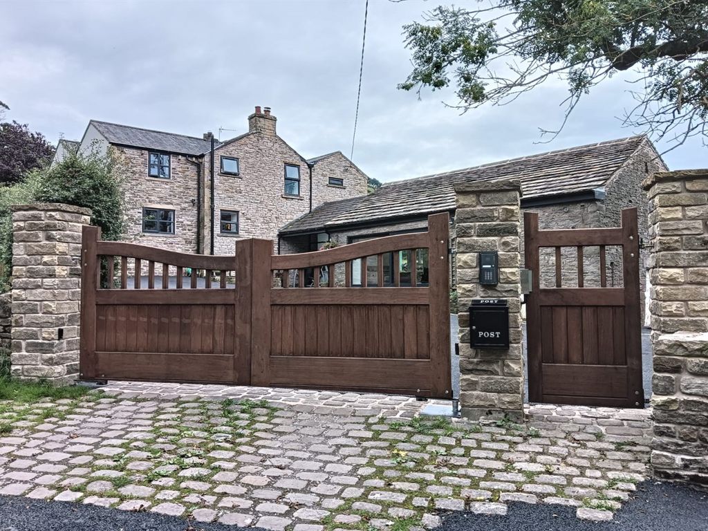 5 bed barn conversion for sale in Whitehough, Chinley, High Peak SK23, £850,000