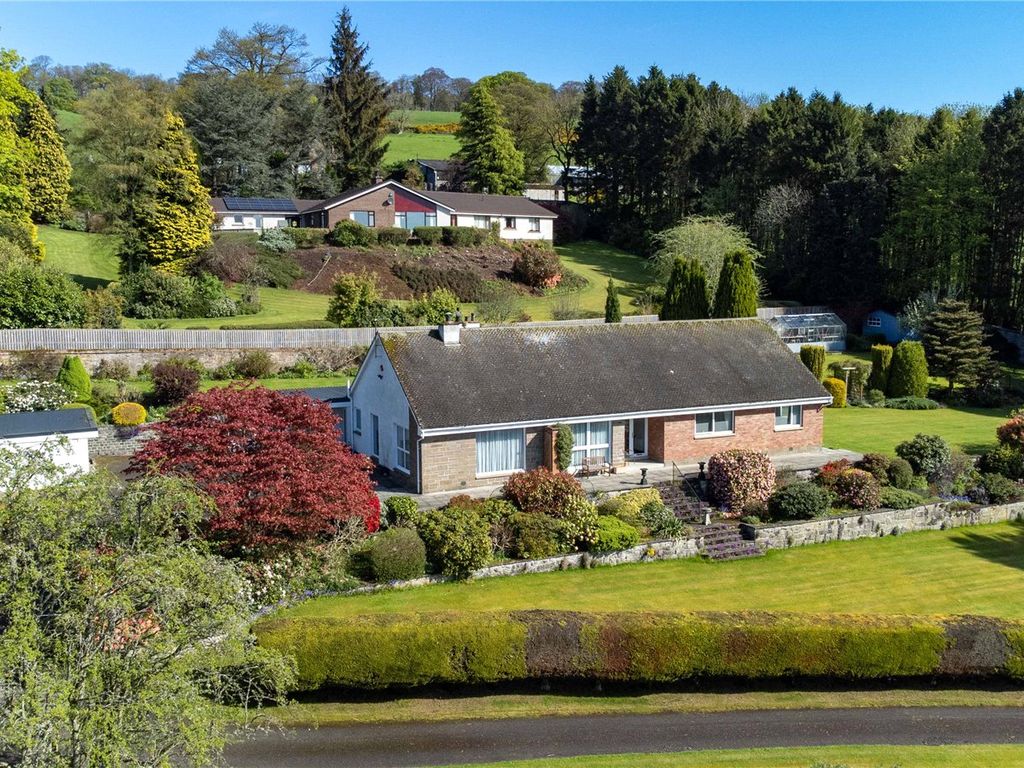 3 bed bungalow for sale in The White House, Meethill Road, Alyth, Blairgowrie PH11, £395,000