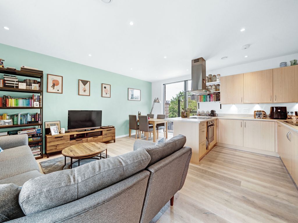 2 bed flat for sale in Clifford House, Bardsley Lane, Greenwich, London SE10, £650,000