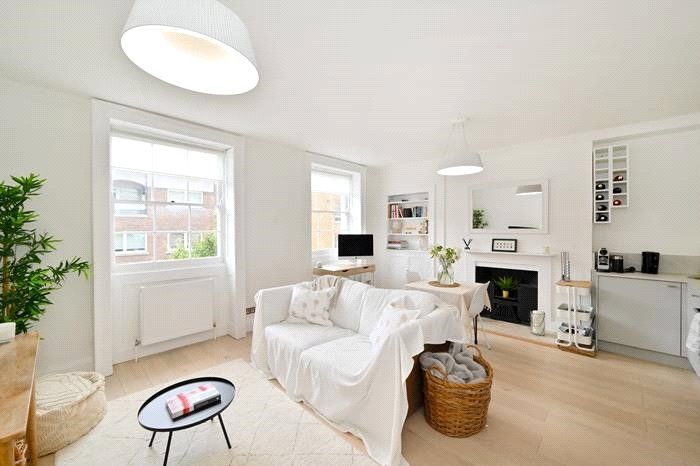 1 bed flat for sale in Blandford Street, London W1U, £675,000