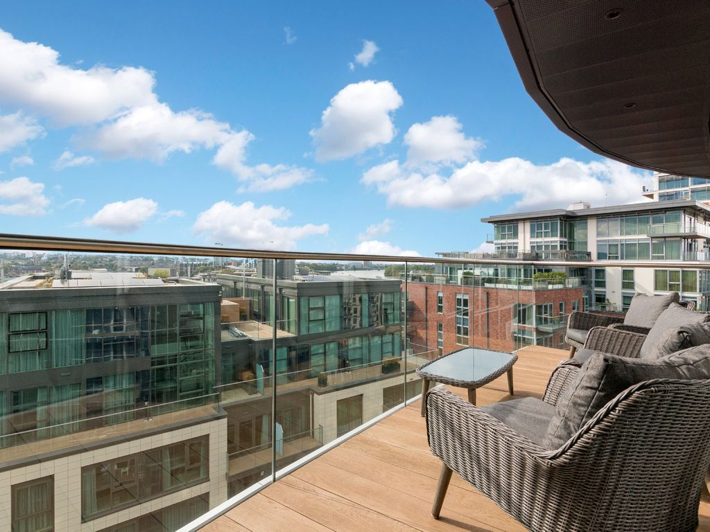 New home, 2 bed flat for sale in Juniper Drive, London SW18, £775,000